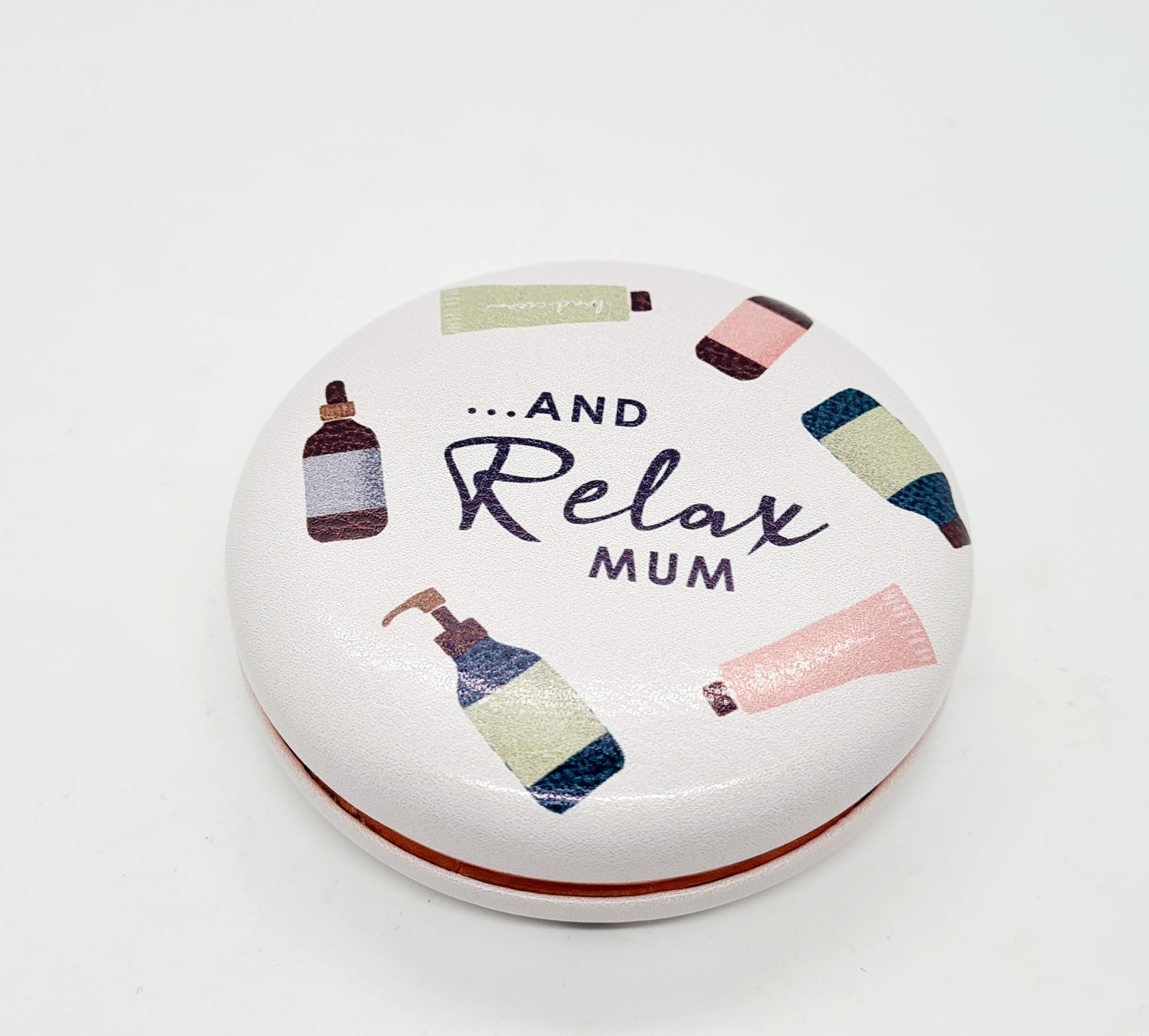 ...... and relax mum - Compact Mirror image 6